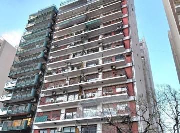 Departamento · 90m² · 4 Ambientes · Apto Crédito - 4 Ambientes Baño y Toilette - Dependencia - Lavadero - Balcón - Apto Profesional