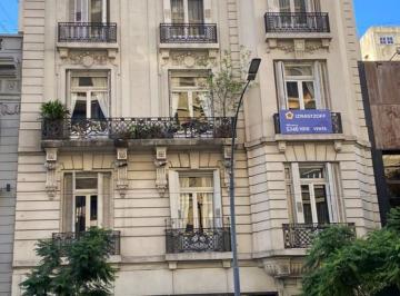 Edificio de 4 ambientes, Recoleta · Piso Antiguo con Terraza Último Piso