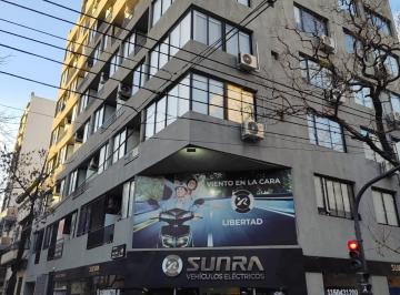 Departamento de 1 ambiente, San Cristobal · Hermoso Monoambiente Al Frente con Balcon