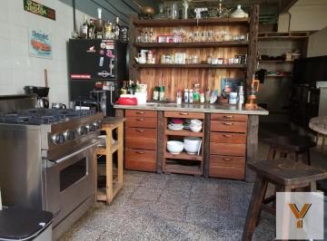 PH · 280m² · 2 Ambientes · 4 Cocheras · PH en Venta - 1 Dormitorio 2 Baños 4 Cocheras - 300 m² - Boedo