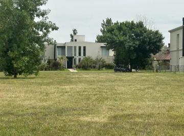 Terreno · 1257m² · Lote con Fondo Al Golf en Country San Eliseo, con Escritura. Ruta 58, San Vicente.