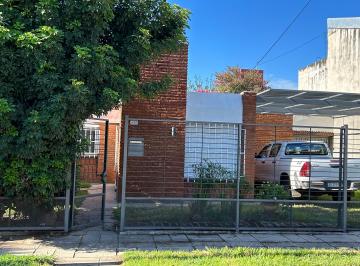 Casa 400m² Alquiler Poeta Lugones · Alquilo Casa en Zona Residencial Poeta Lugones