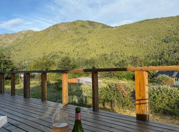 DecK · Casa con Vista a La Montaña, a m del Lago