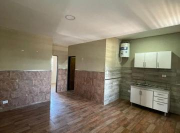 Departamento · 55m² · 3 Ambientes · Departamento 3 Ambientes en Alquiler – Villa Insuperable – Lomas del Mirador – Al Frente