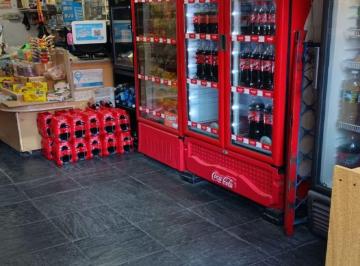 Fondo de comercio de 1 ambiente, Villa del Parque · Maxikiosco en Villa del Parque