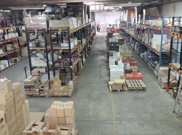 Depósito · 1600m² · 10 Cocheras · Depósito - Martinez