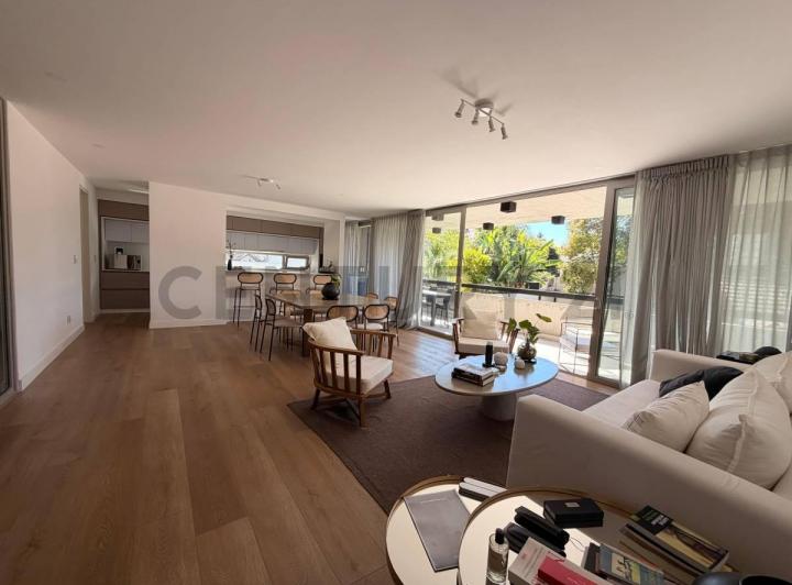 Departamento · 166m² · 4 Ambientes · 1 Cochera