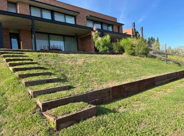Casa · 141m² · 4 Ambientes · 1 Cochera · Alquiler Estancias del Pilar, Complejo Vilhas Golf, Pilar