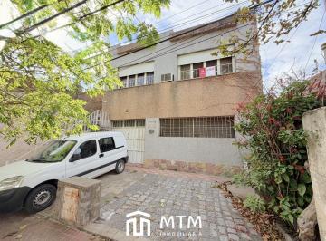 Casa · 111m² · 3 Dormitorios · Casa en Venta Rosario, Alberdi.