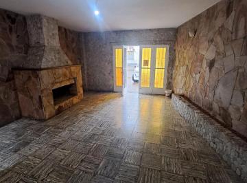 Casa de 5 ambientes, Rosario · Oportunidad