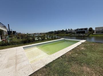 Casa · 160m² · 5 Ambientes · Casa - Venta - El Naudir - Etapa 1 - Lote Al Agua - a Estrenar