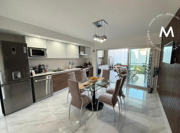 PH · 126m² · 4 Ambientes · 2 Cocheras · Apto Crédito - Triplex en Venta de 4 Ambientes con Cocheras, Parrilla y Piscina - Villa Ballester