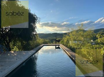 Casa · 1527m² · 6 Ambientes · 2 Cocheras · Casa en Venta y Alquiler