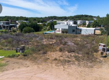 LOTE RESIDENCIAL 1 541 · Terreno en Costa Esmeralda