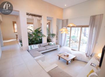 LIVING · Casa en Venta en Pinamar Álamos