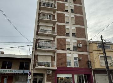 Departamento · 86m² · 4 Ambientes · Departamento de 3 Dorm. Apto Credito