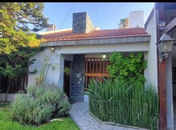 Casa · 233m² · 3 Ambientes · 2 Cocheras · ¡Venta! Casa en Bajo Palermo - 3 Dorm. ¡Con Escritura!