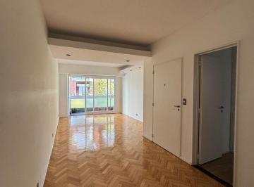 Departamento de 4 ambientes, Recoleta · 4 Ambientes Al Frente con Balcón Muy Luminoso en Palermo con Cochera, Palier Privado y Apto Prof.