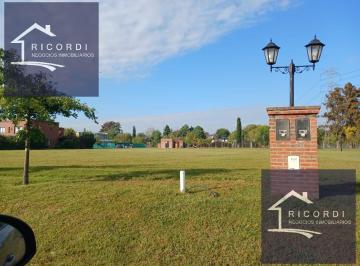 Terreno · 887m² · Venta - Imperdible Lote Central en Altos de Campo Grande / Pilar