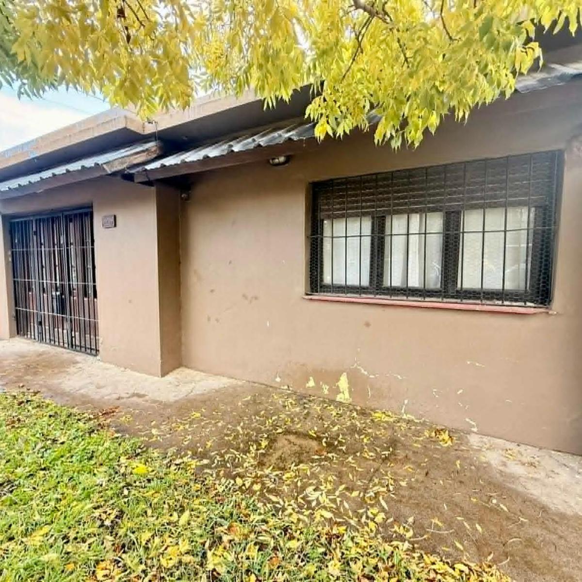 Alquiler 24meses - casa 2 amb + departamento monoambiente