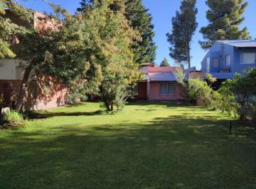Casa · 70m² · 3 Ambientes · Casa en Venta Club Mari Menuco