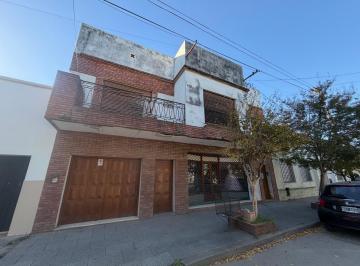 Departamento · 178m² · 5 Ambientes · 1 Cochera · Departamento en Lobos