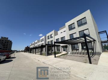 Departamento · 120m² · 4 Ambientes · 1 Cochera · Departamento en Los Castaños
