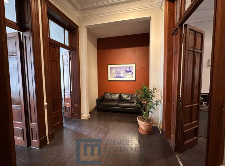 Departamento · 180m² · 6 Ambientes
