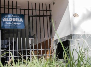 Departamento · 50m² · 3 Ambientes · Alquiler Echesortu Departamento 2 Dormitorio en Planta Alta 3 de Febrero 4817