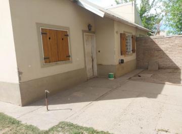 Casa de 1 ambiente, Cipolletti · Vende Casa con Departamento en Barrio Antártida Argentina