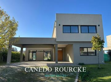 Casa · 5 Ambientes · Casa en Terralagos