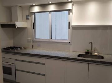 Departamento de 2 ambientes, Villa Urquiza · Impresionante Depto 2 Amb Super Luminoso con Balcón Al Frente