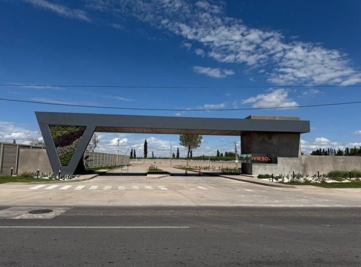 Terreno · 1200m²