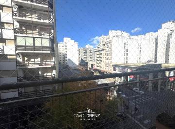 Departamento · 58m² · 3 Ambientes · Santiago del Estero 1789 - Departamento 3 Ambientes a La Calle - Oprtunidad