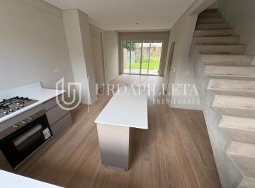 Departamento · 78m² · 3 Ambientes · 1 Cochera · Townhouse en Venta 3 Ambientes con Jardin Privado en Aldeana Pilar