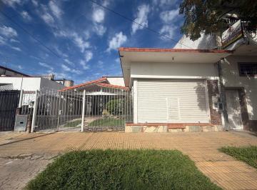 MCZ-MCZ-961_2 · Venta de Casa en Lote Propio 3 Ambientes con Cochera y Local en Caseros.