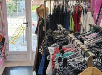 Fondo de comercio de 2 ambientes, Ezeiza · Venta Fondo de Comercio Indumentaria Femenina en Pleno Centro Tristán Suárez