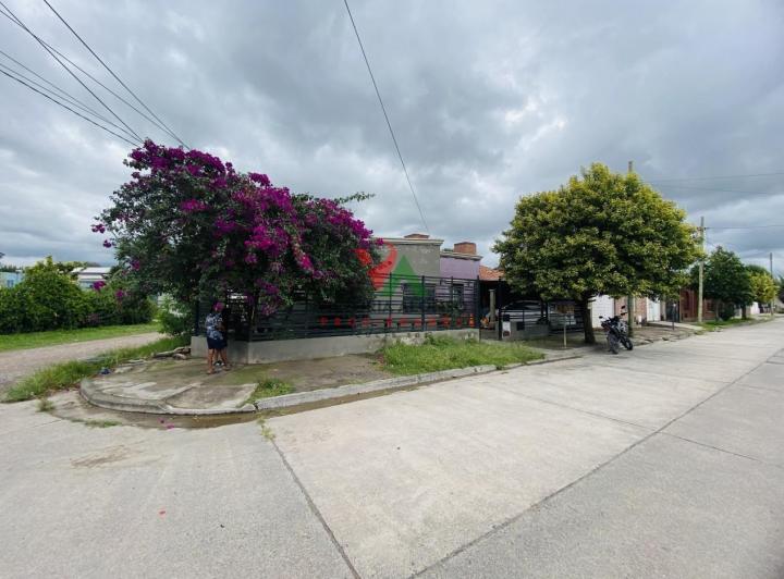 Casa · 111m² · 5 Ambientes · 1 Cochera