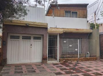 Casa de 5 ambientes, Las Heras · Rt Propiedades Vende Casa en Las Heras. Ubicada a Pocos m de Calle San Martín