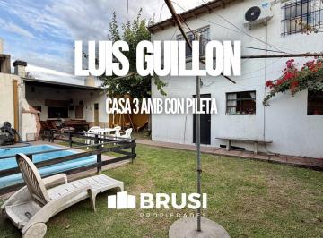 Casa · 142m² · 3 Ambientes · 2 Cocheras · Casa 3 Ambientes en Venta en Luis Guillón con Jardin y Pileta