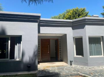 Casa · 148m² · 4 Ambientes · Casa en El Lauquen