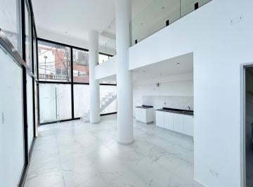 Local comercial · 77m² · 3 Ambientes · Local Comercial en Esquina!