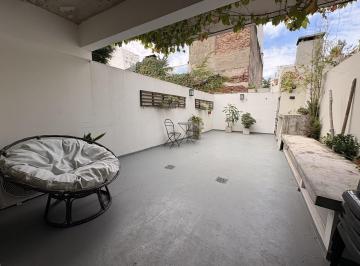 Departamento · 38m² · 2 Ambientes · 1 Cochera · Venta 2 Amb - con 2 Patios. Parrilla Propia y Cochera. Pileta y Terraza
