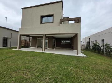 Casa · 221m² · 5 Ambientes · 2 Cocheras · Venta Casa 4 Dorm. San Pablo