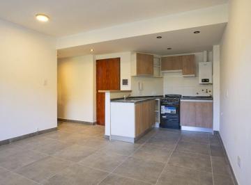Departamento · 48m² · 2 Ambientes · 1 Cochera · Depto en Venta un Dormitorio Al Frente