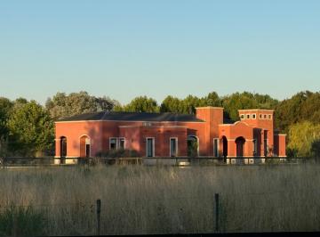 Campo · 30000m² · 6 Ambientes · Venta Chacra Estancia Benquerencia S. m del Monte