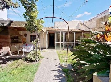 Casa · 260m² · 4 Ambientes · 1 Cochera · Venta Casa 4 Amb Remedio de Escalada