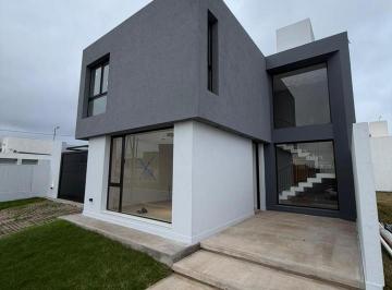 Departamento · 190m² · 4 Ambientes · Venta Duplex 3d Rincones de Manantiales