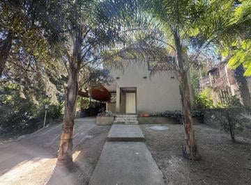 Casa · 180m² · 5 Ambientes · 2 Cocheras · Hermosa Propiedad en Salsipuedes - 3 Dorm. - Pileta