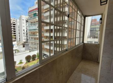 Departamento · 43m² · 2 Ambientes · Alquiler 2 Ambientes Bajas Expens, Balcon, Opcion Apto Prof